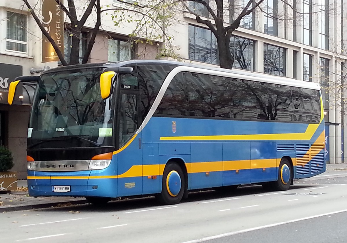 Setra 415 HD vom Nieder�sterr.Landesreiseb�ro am 15.11.2014 in Wien gesehen.