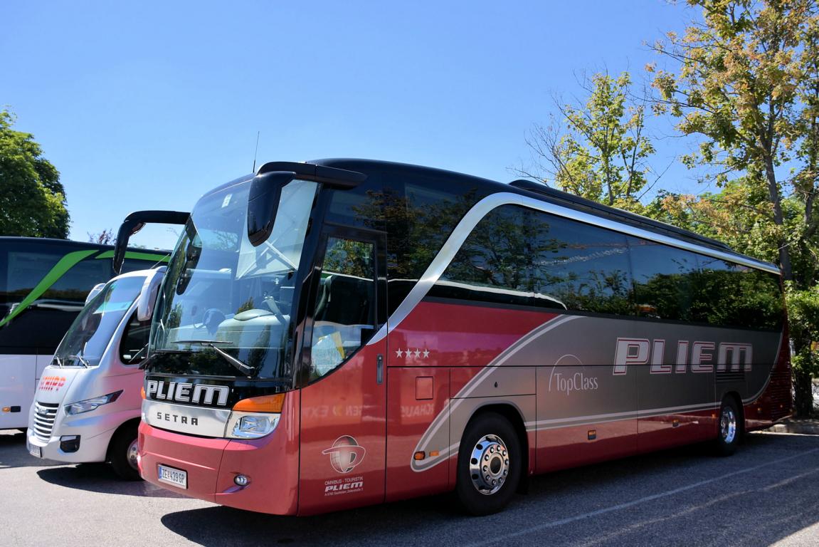 Setra 415 HD von PLIEM Reisen aus �sterreich 06/2017 in Krems.