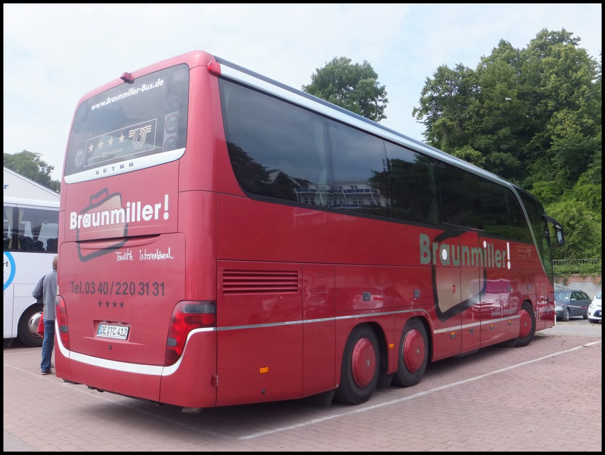 Setra 415 HDH von Braunmiller aus Deutschland im Stadthafen Sassnitz.