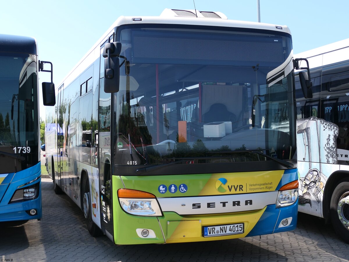 Setra 415 LE Business der VVR in Stralsund.
