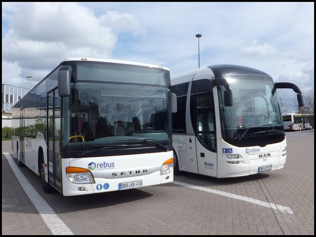 Setra 415 NF und MAN Lion's Regio von Regionalbus Rostock in Rostock.