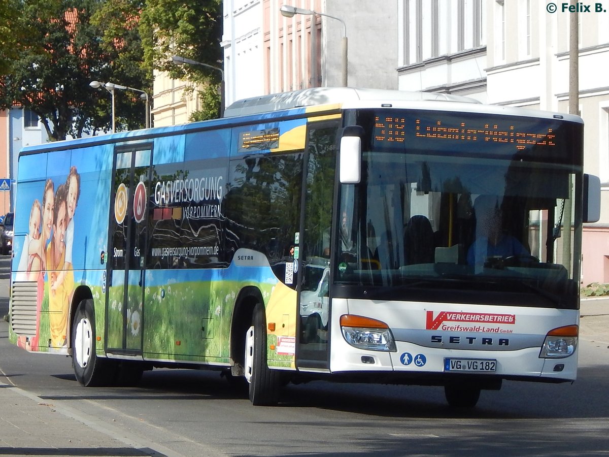 Setra 415 NF der Verkehrsbetrieb Greifswald-Land GmbH in Greifswald.