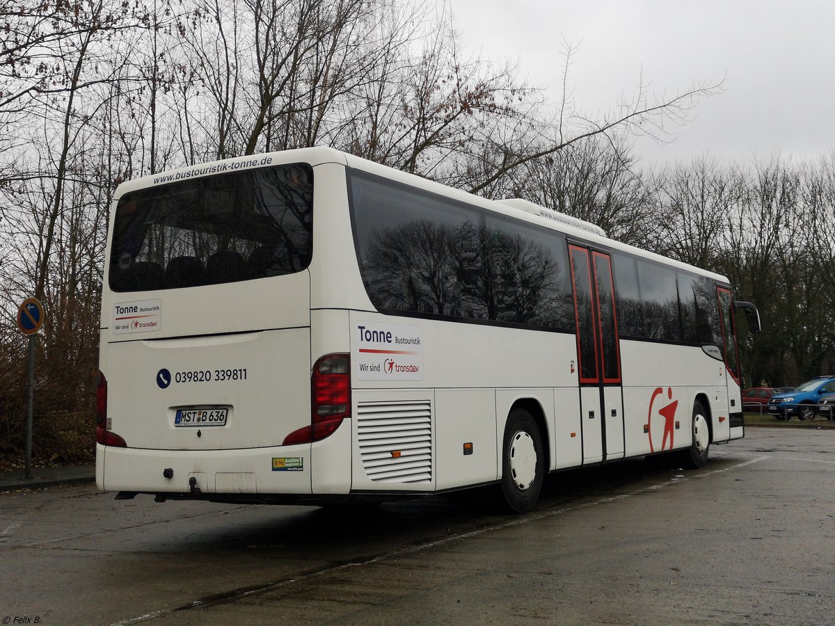 Setra 415 UL von Tonne aus Deutschland in Neubrandenburg.