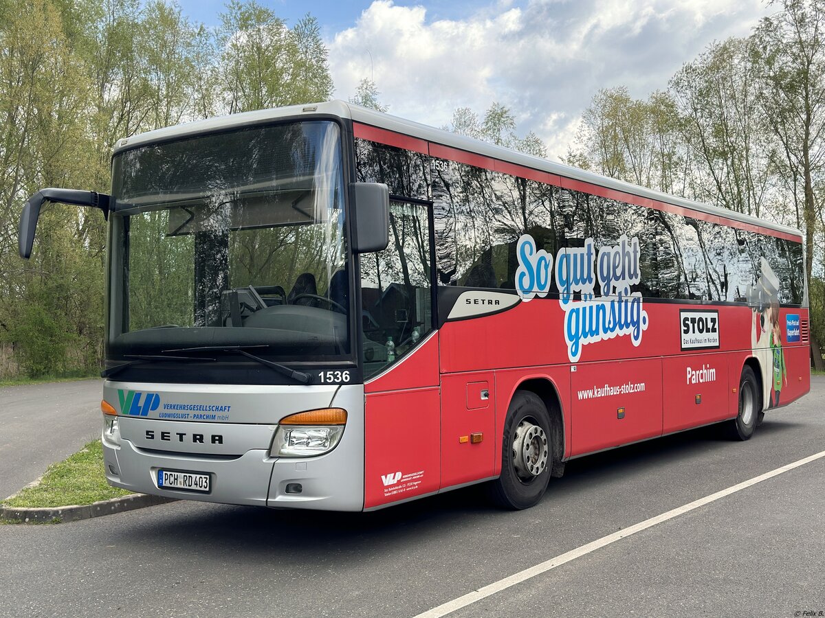 Setra 415 UL der Verkehrsgesellschaft Ludwigslust-Parchim mbH in Plau am See.