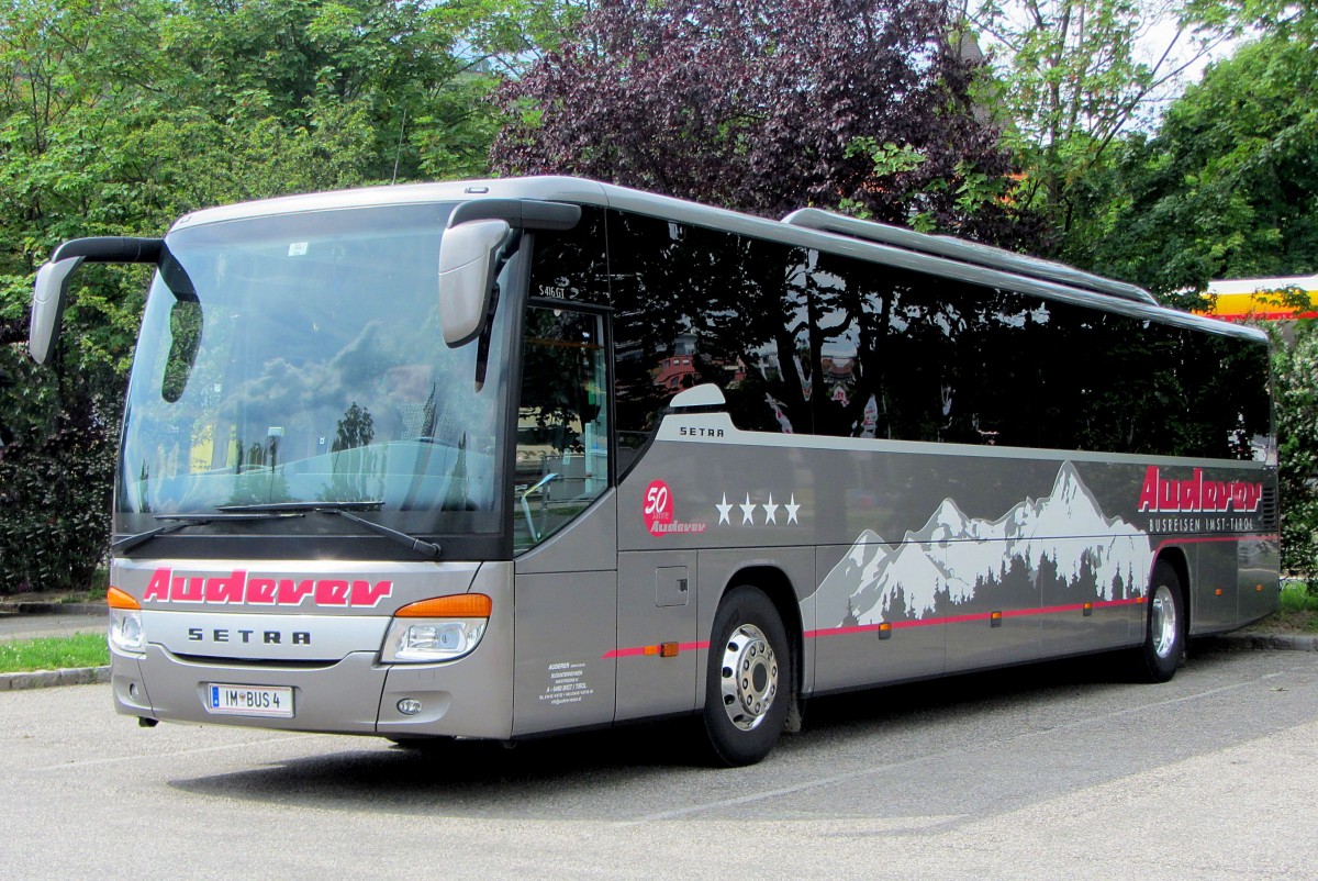 Setra 416 GT von Auderer Reisen aus �sterreich am 2.Juni 2014 in Krems gesehen.