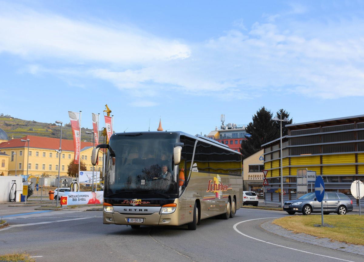 Setra 416 GT-HD vom  Reiseb�ro SCHOBER aus �sterreich in Krems.
