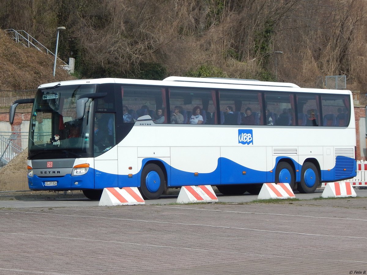 Setra 416 GT-HD von der Usedomer Bäderbahn im Stadthafen Sassnitz.