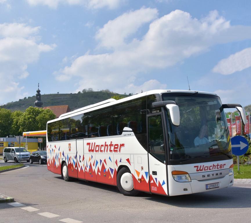 Setra 416 GT-HD von WACHTER Reisen aus Nieder�sterreich in Krems.