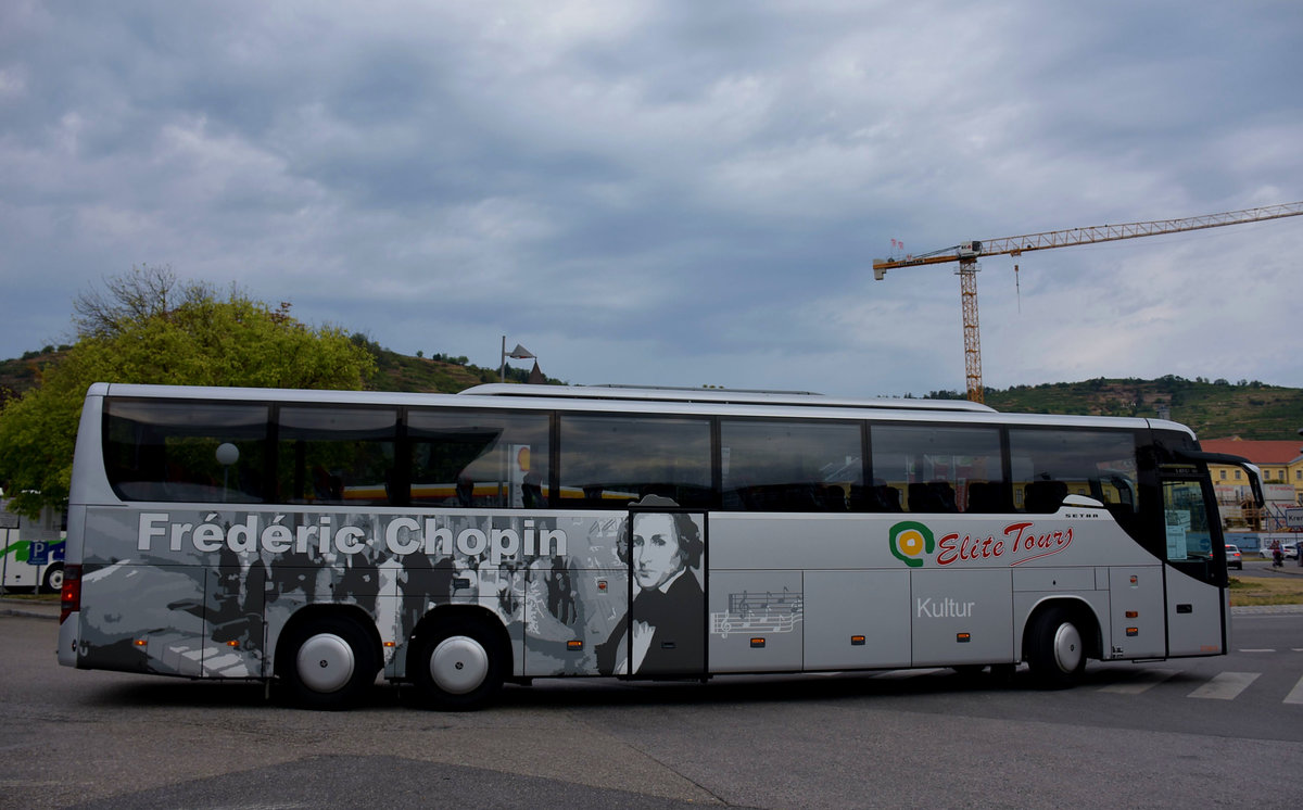 Setra 417 GT-HD von Elite Tours aus �sterreich 2017 in Krems.