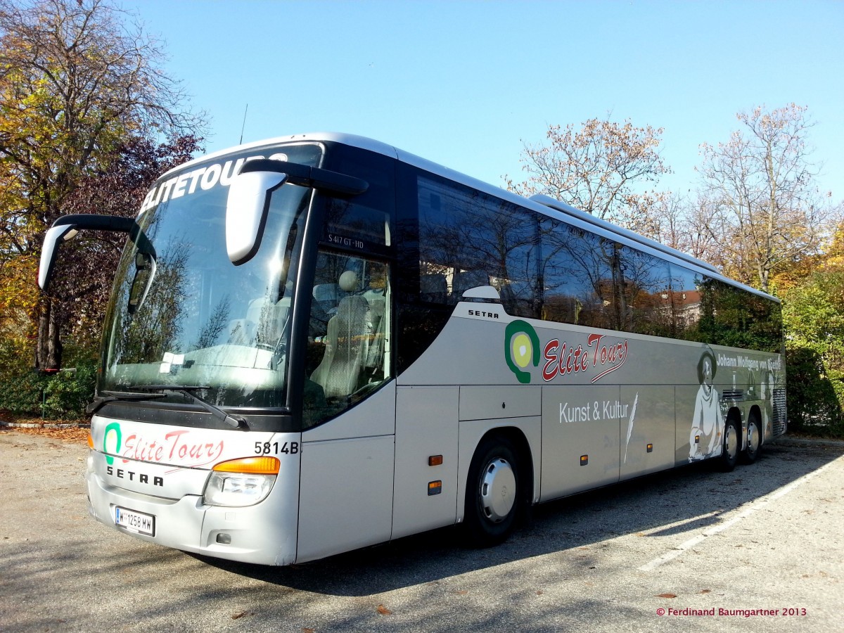 Setra 417 GT-HD von Elite Tours/�sterreich im Okt.2013 in Krems.