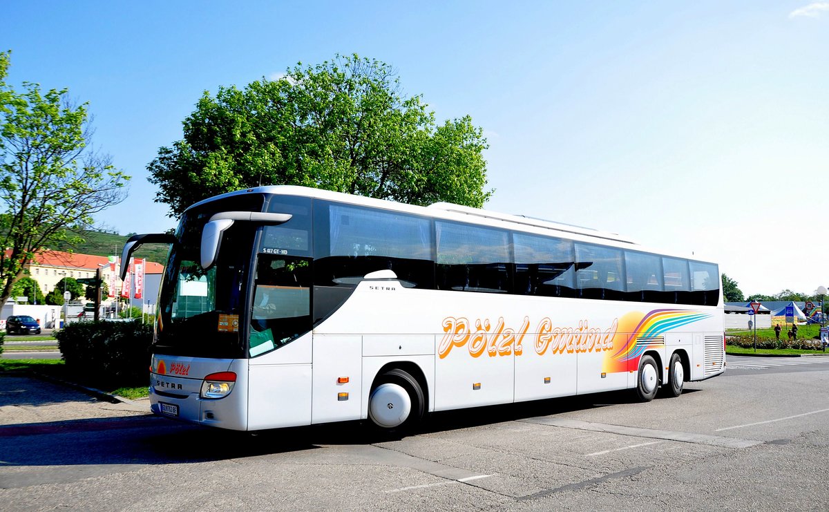 Setra 417 GT-HD von Plzl Reisen aus Niedersterreich in Krems gesehen.