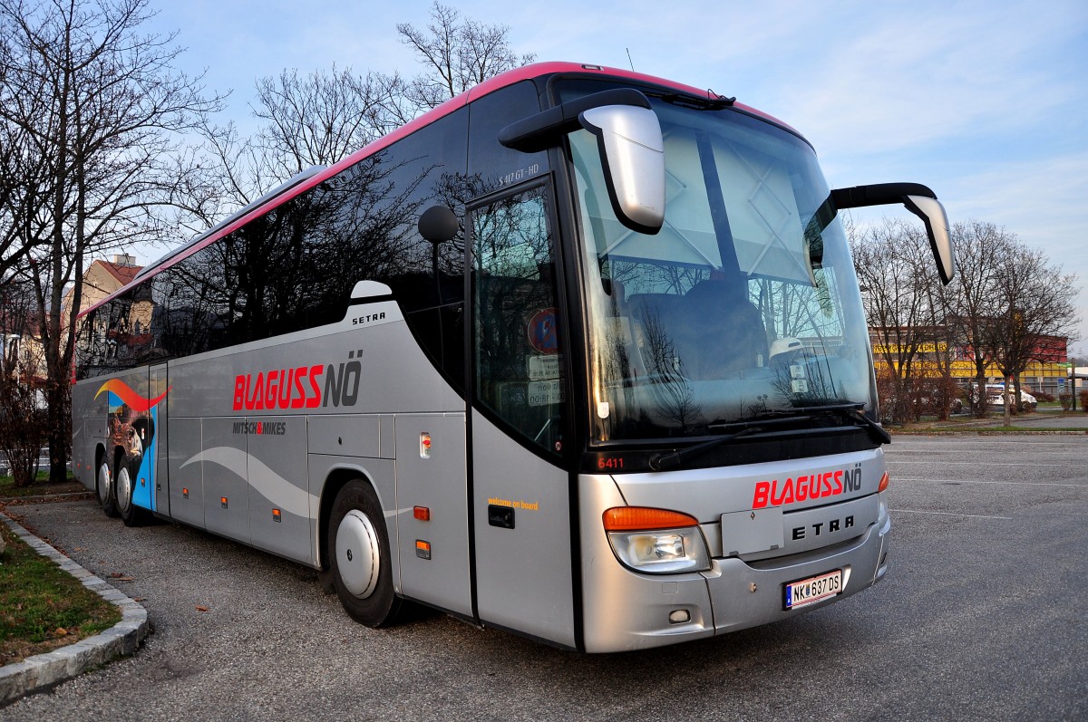 Setra 417 GT-HD vob Blaguss/�sterreich im Dez.2013 in Krems.