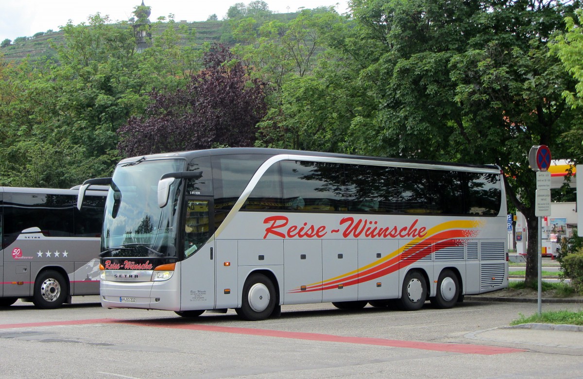 Setra 417 HDH von Laister Reisen aus �sterreich am 2.Juni 2014 in Krems gesehen.