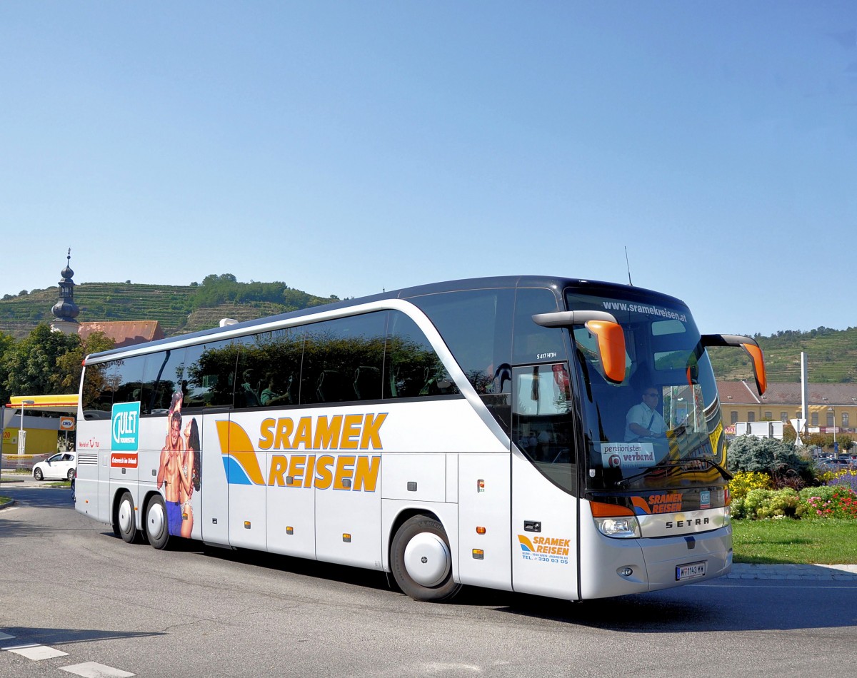 SETRA 417 HDH von SRAMEK Reisen aus �sterreich im September 2013 in Krems gesehen.