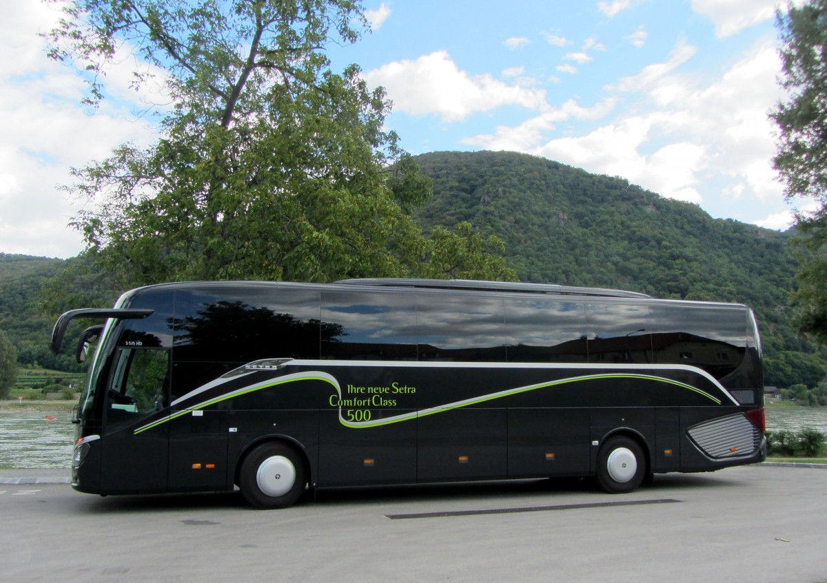 SETRA 515 HD aus der BRD im September 2013 in Weissenkirchen / Nieder�sterreich gesehen.