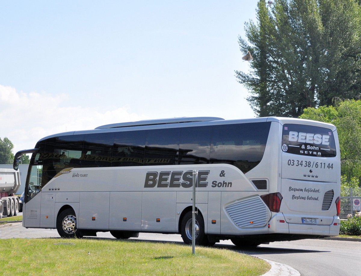 Setra 515 HD von Beese & Sohn aus der BRD im Juni 2015 in Krems gesehen.