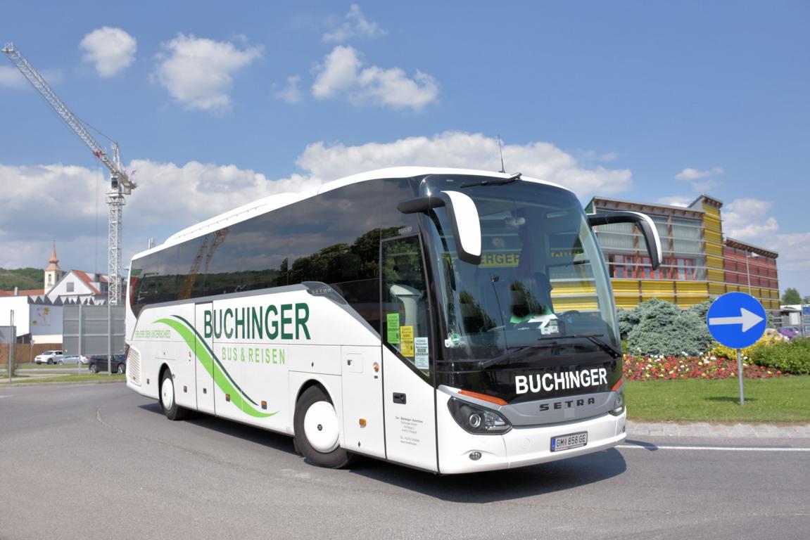 Setra 515 HD von Buchinger Reisen aus Ober�sterreich in Krems.