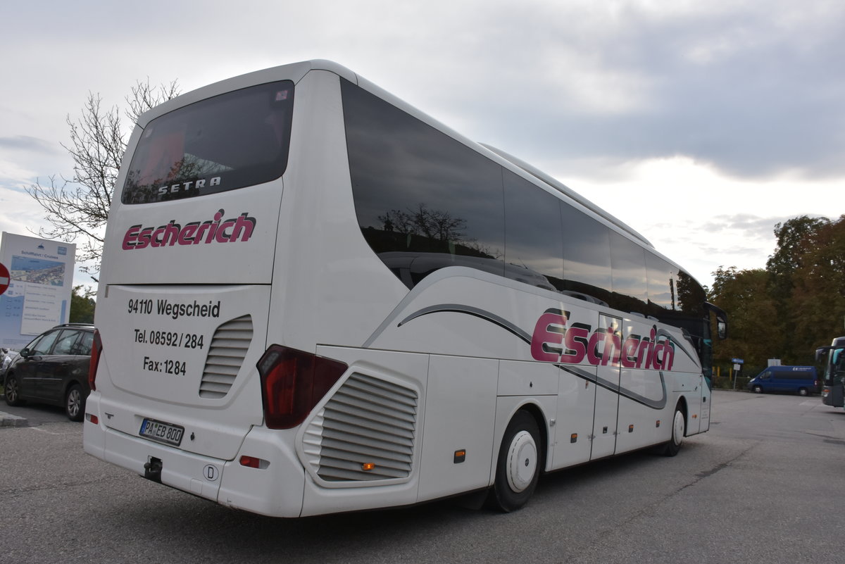 Setra 515 HD von Escherich Reisen aus der BRD 09/2017 in Krems.