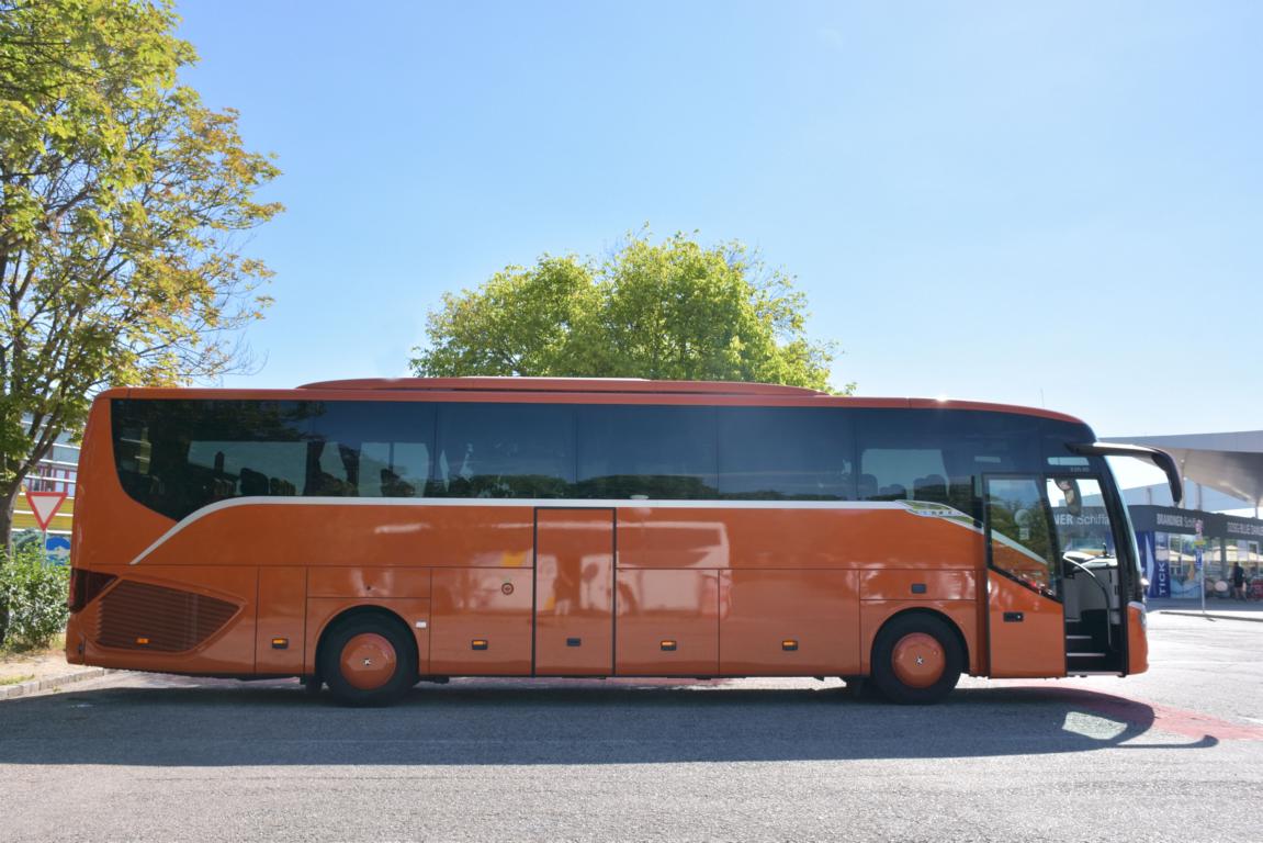 Setra 515 HD von Fellner Busreisen aus �sterreich 2017 in Krems.