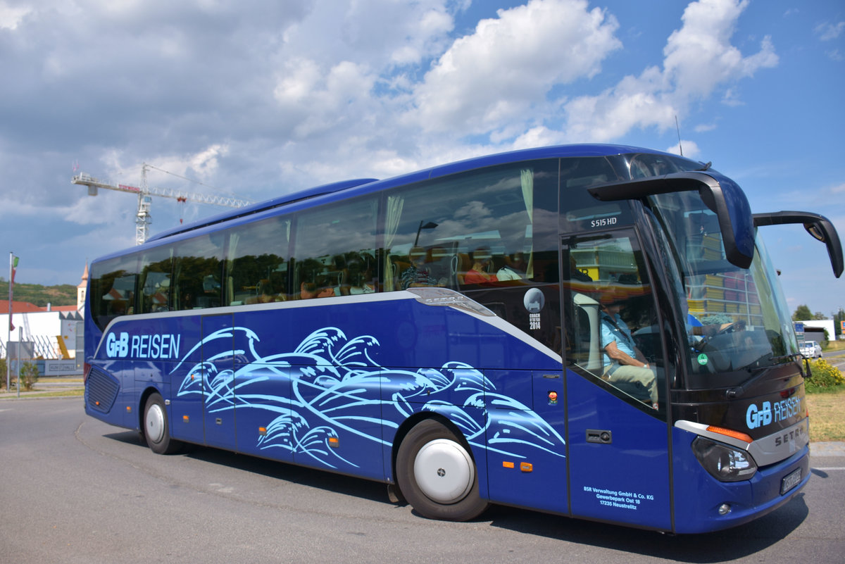 Setra 515 HD von GFB Reisen aus der BRD 2017 in Krems.