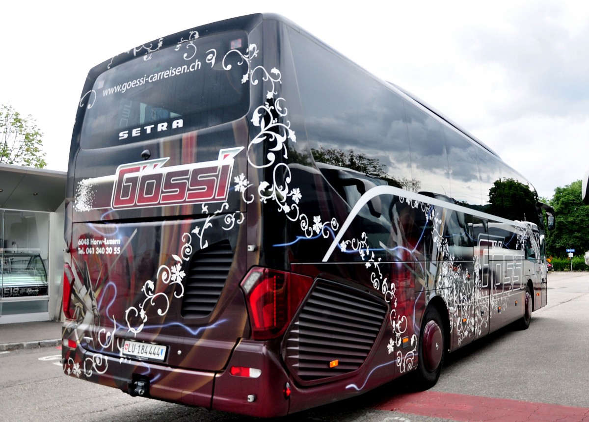 Setra 515 HD von G�ssi Reisen aus der Schweiz im Juni 2015 in Krems gesehen.