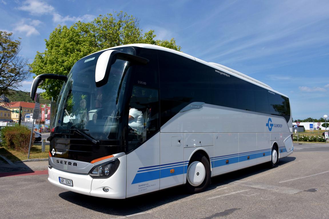 Setra 515 HD von Gumdrop Reisen aus der CZ 06/2018 in Krems.