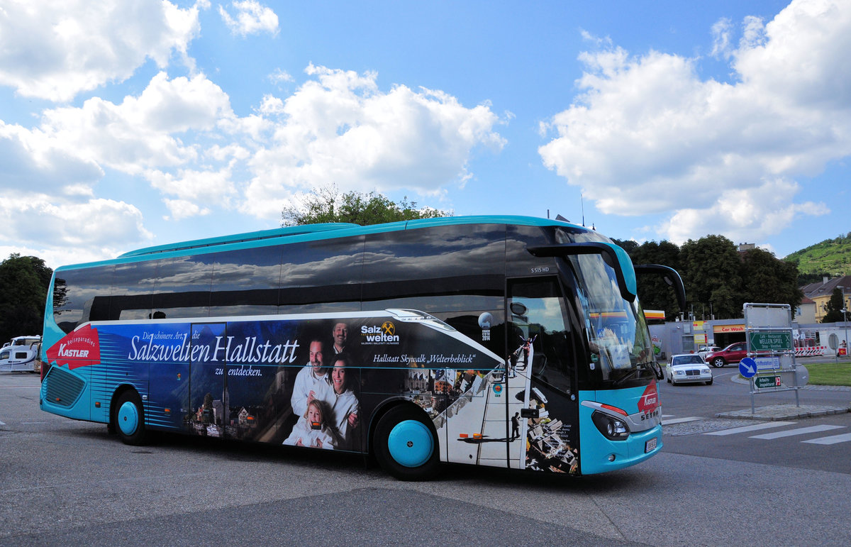 Setra 515 HD von Kastler Reisen-Reiseb�ro aus �sterreich in Krems gesehen.