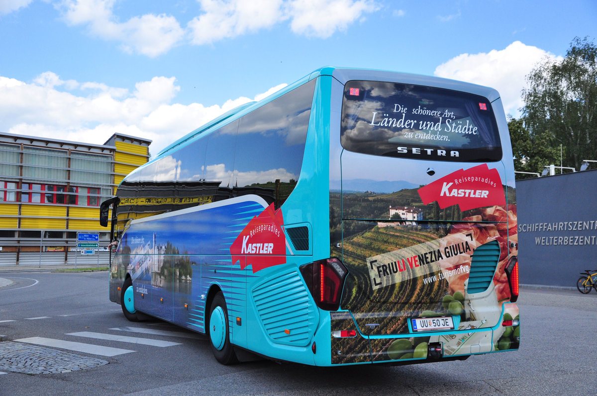 Setra 515 HD von Kastler Reisen-Reiseb�ro aus �sterreich in Krems gesehen.