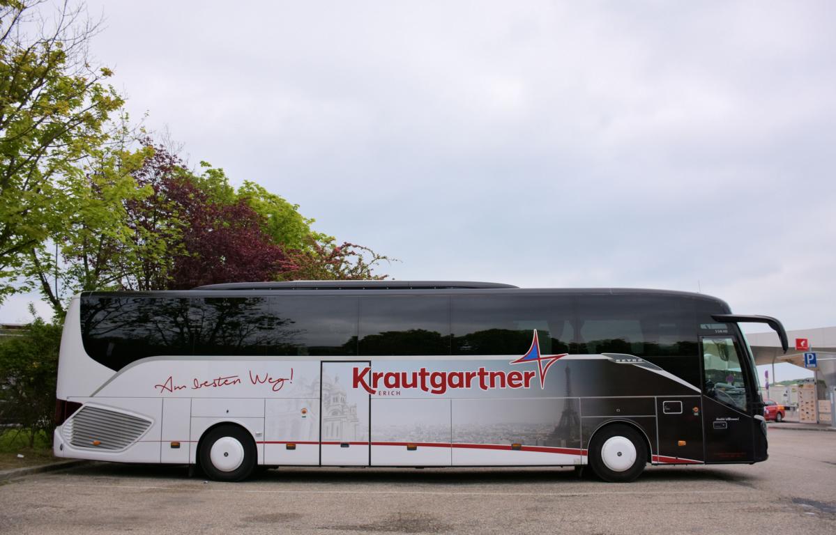 Setra 515 HD von KRAUTGARTNER Reisen aus Ober�sterreich in Krems.