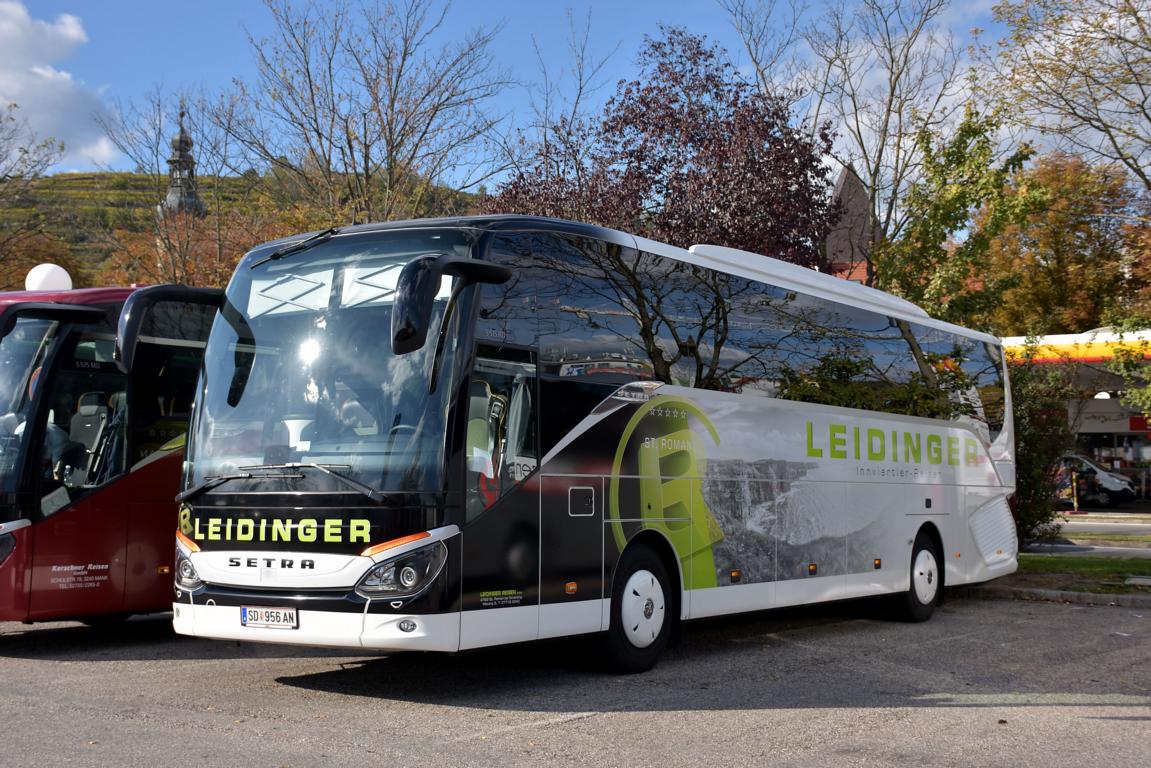 Setra 515 HD von Leidinger Reisen aus �sterreich 10/2017 in Krems.