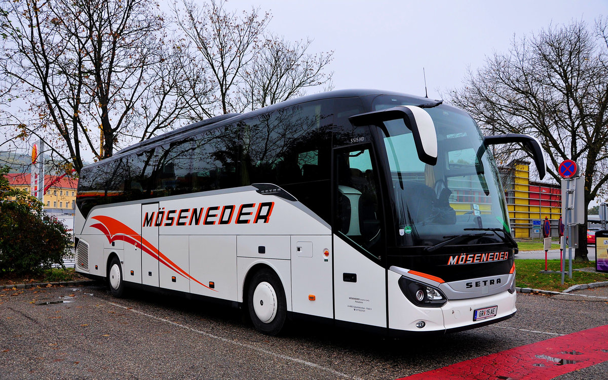 Setra 515 HD von M�seneder Reisen aus �sterreich in Krems.