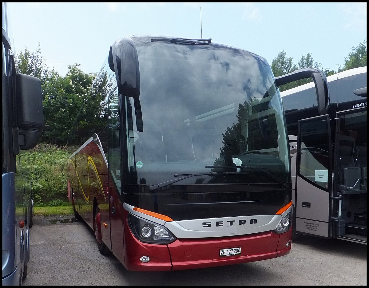 Setra 515 HD Vorf�hrwagen aus der Schweiz in Binz.
