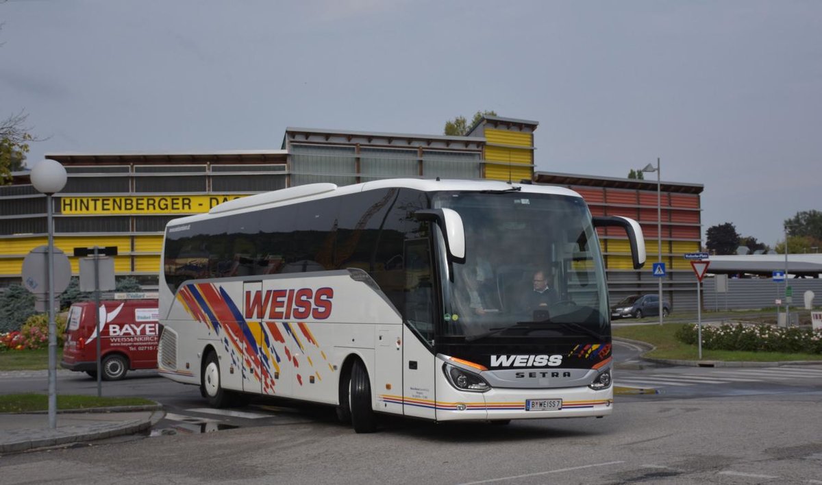 Setra 515 HD von Weiss Reisen aus sterreich 2017 in Krems.