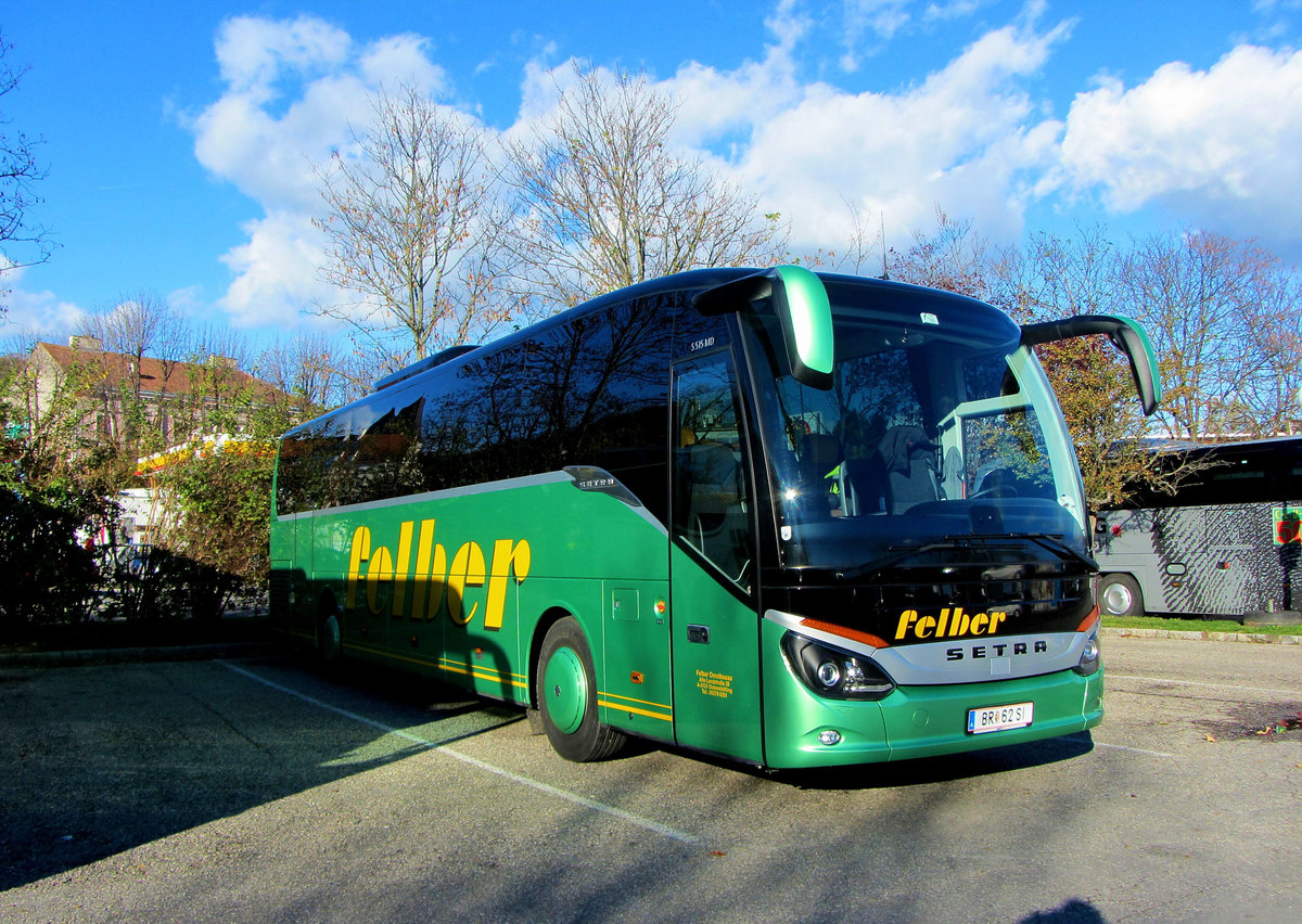 Setra 515 MD von Felber Reisen aus sterreich in Krems.