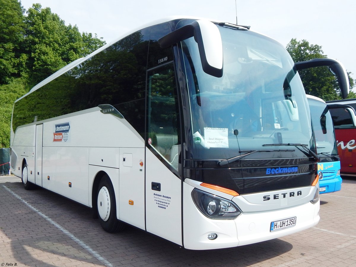 Setra 516 HD von Beckmann aus Deutschland im Stadthafen Sassnitz. 