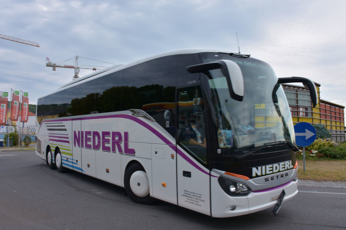 Setra 516 HD von Niederl Reisen aus �sterreich 2017 in Krems.