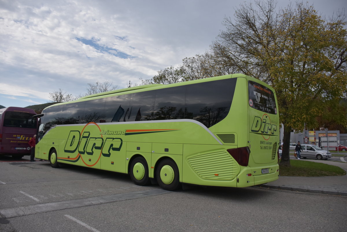 Setra 517 HD von DIRR Reisen aus der BRD 09/2017 in Krems gesehen.