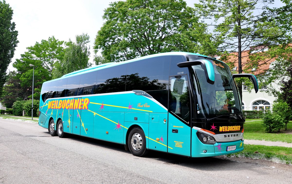 Setra 517 HD von Weilbuchner Reisen aus �sterreich in Krems gesehen.