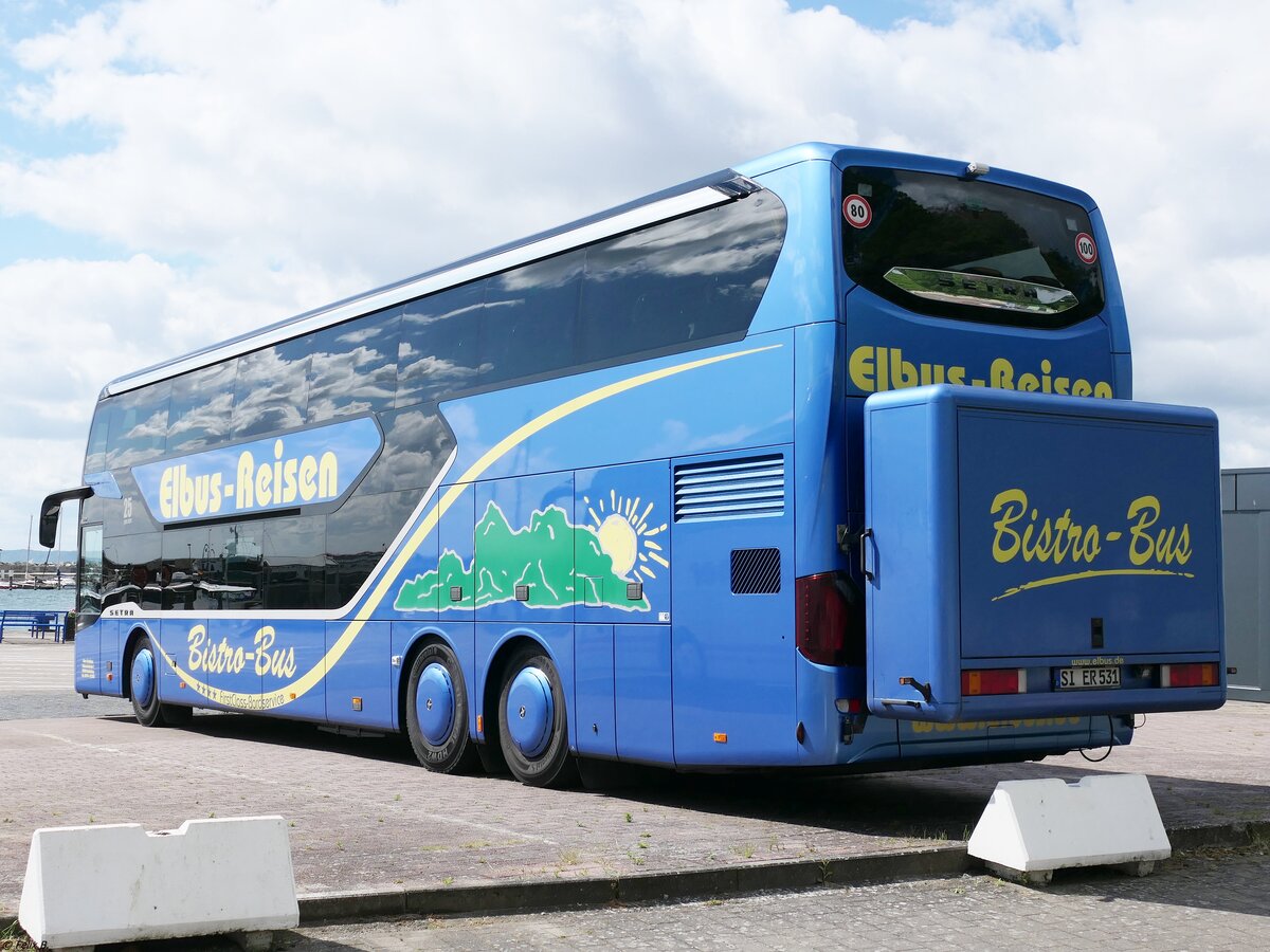 Setra 531 DT von Elbus-Reise naus Deutschland im Stadthafen Sassnitz.