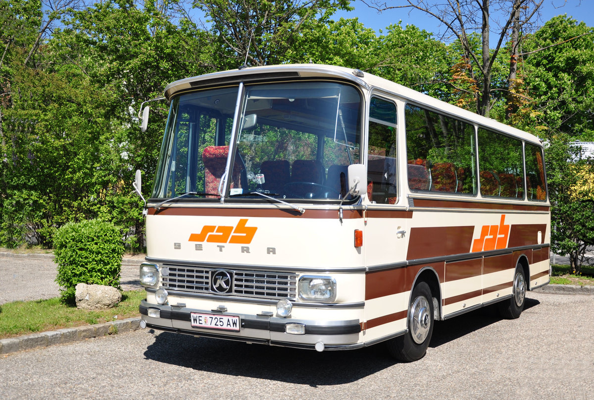 Setra Oldtimer von SAB Reisen aus Linz in Krems gesehen.