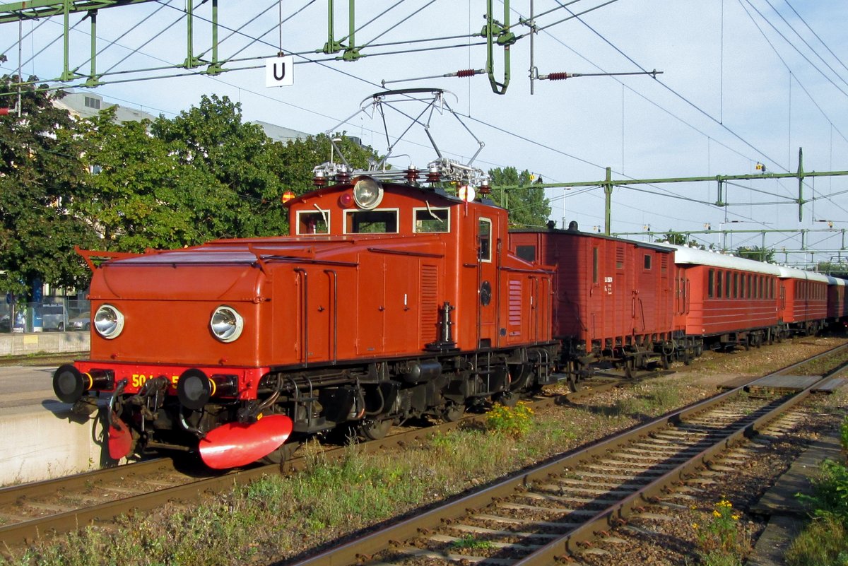 SJ Altbauellok 504 steht am 12 September 2015 in Gävle.