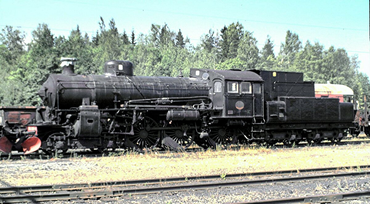 SJ Dampflok Typ B Nr.1220 im TGOJ Eisenbahnmuseum Grängesberg am 02.08.1994. Die Lok stammt aus der sogenannten Kriegsreserve.
