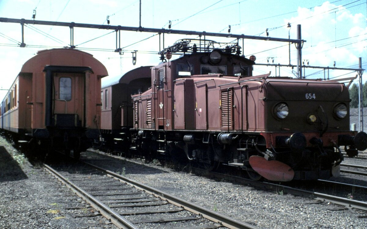 SJ Hg Nr.654 im TGOJ Eisenbahnmuseum in Grängesberg am 02.08.1994.