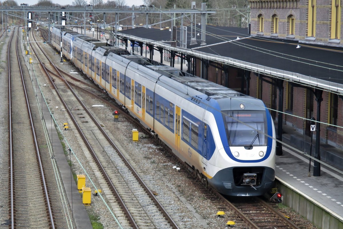 SLT 2462 verlässt am 11 Februari 2018 Geldermalsen. 