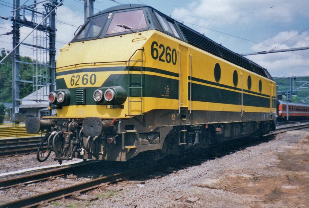 SNCB 6260 steht am 13 Juli 1999 in Trois-Ponts.
