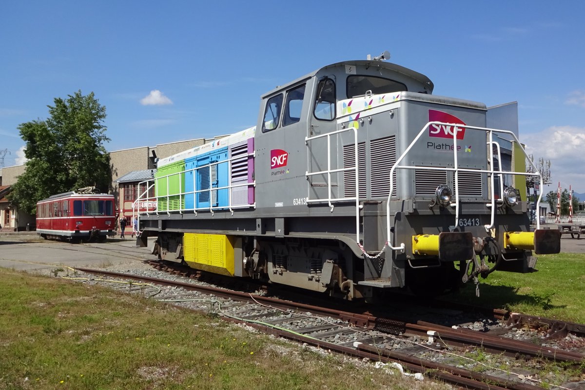 SNCF 63413 war ein Testlok für Batterien für Bahnverkehre und steht als Museumsstuck in Cite du Train in Mulhouse, wo sie am 30 Mai 2019 auf den Chip gesichert wurde.