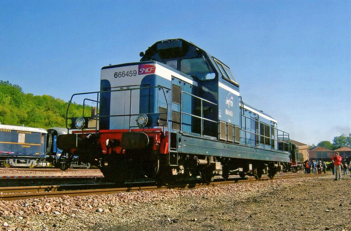 SNCF 66459 steht am 18 September 2010 in Longueville.