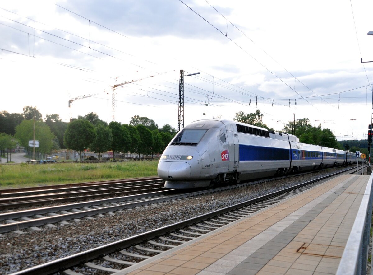 SNCF TGV POS Nr.4415 in Amstetten am 19.06.2011.