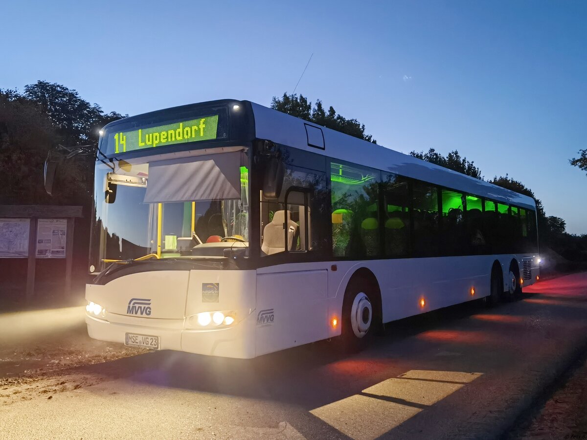 Solaris Urbino 15 der MVVG vor Lupendorf.