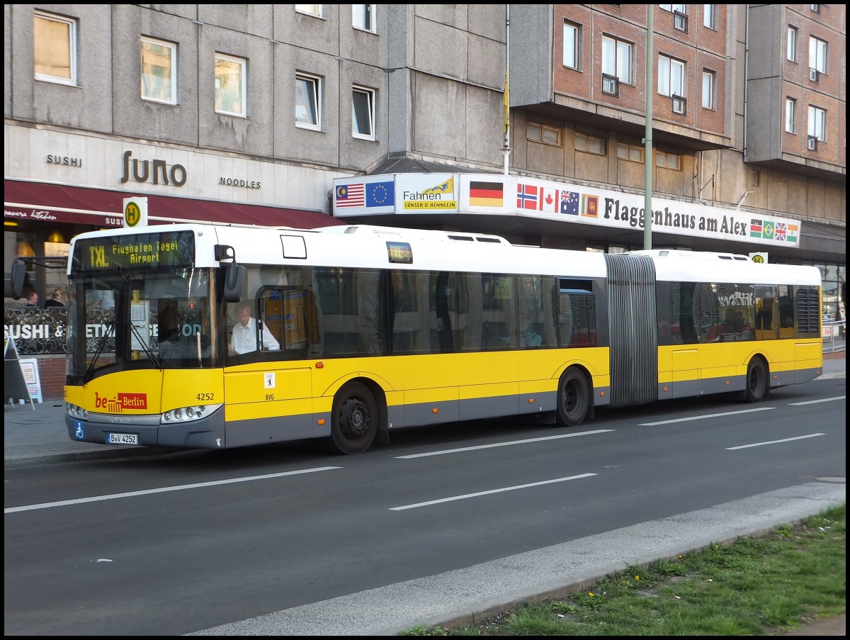 Solaris Urbino 18 der BVG in Berlin.